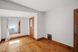 41 Cottage St, Amherst, MA 01002 - Photo 27