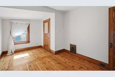 41 Cottage St, Amherst, MA 01002 - Photo 27