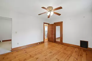 41 Cottage St, Amherst, MA 01002 - Photo 21