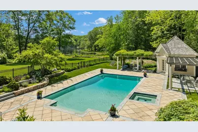 26 Longmeadow Drive, Westwood, MA 02090 - Photo 3