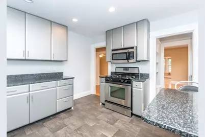 38 Bennett Street #2, Waltham, MA 02453 - Photo 5