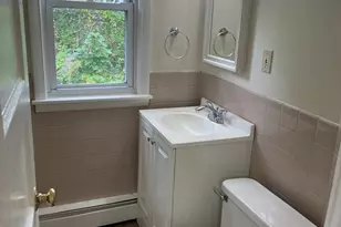 175 Grattan, Chicopee, MA 01020 - Photo 15