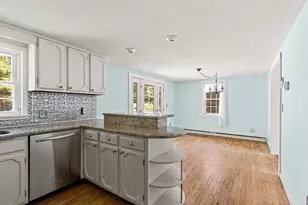 353 Carver Rd, Plymouth, MA 02360 - Photo 7