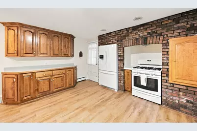 81 Warren Rd, Townsend, MA 01469 - Photo 3