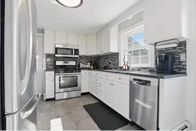 873 E Squantum St, Quincy, MA 02171 - Photo 5