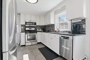 873 E Squantum St, Quincy, MA 02171 - Photo 5