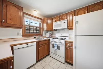 C26 Scotty Hollow Dr #C26, Chelmsford, MA 01863 - Photo 3