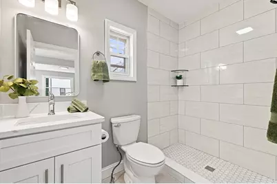 25 Leland St, Malden, MA 02148 - Photo 17
