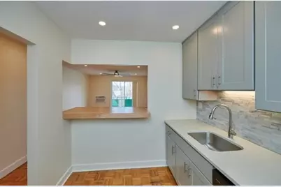 18 Pond St #23, Boston, MA 02130 - Photo 3