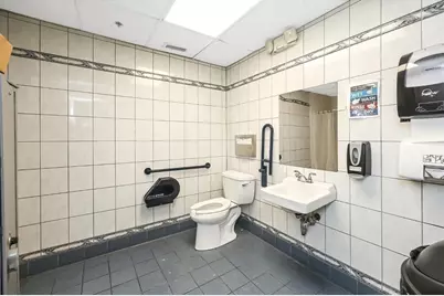 44 Morris #A, Webster, MA 01570 - Photo 7