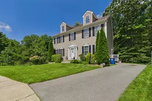 76 Erin Ct, New Bedford, MA 02745 - Photo 3