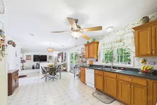 76 Erin Ct, New Bedford, MA 02745 - Photo 19