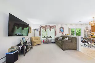 76 Erin Ct, New Bedford, MA 02745 - Photo 7