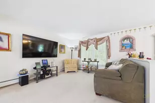 76 Erin Ct, New Bedford, MA 02745 - Photo 9