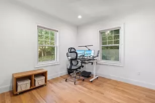 37-39 Beaconsfield Rd, Brookline, MA 02445 - Photo 23