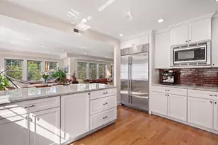 37-39 Beaconsfield Rd, Brookline, MA 02445 - Photo 1