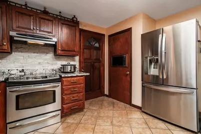 54 Lancaster Rd, Clinton, MA 01510 - Photo 5