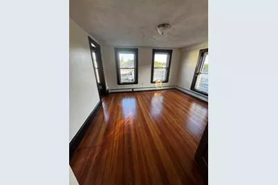 7 Sewall St #3, Marblehead, MA 01945 - Photo 5