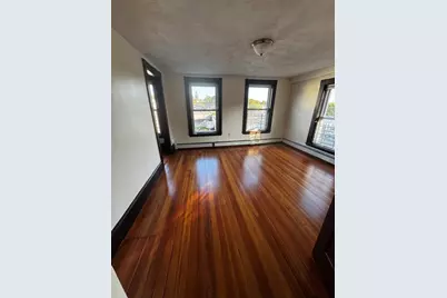 7 Sewall St #3, Marblehead, MA 01945 - Photo 5