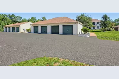 108 Norton Ave #9, Easton, MA 02334 - Photo 3