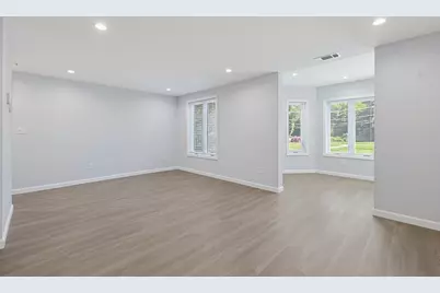 108 Norton Ave #9, Easton, MA 02334 - Photo 9