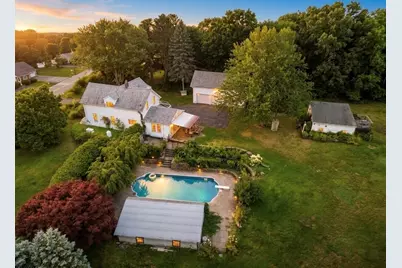 85 Bailey Rd, Holden, MA 01520 - Photo 1