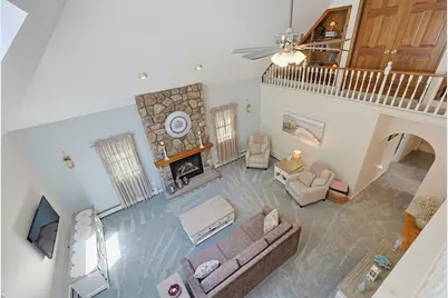 650 Crane Ave S, Taunton, MA 02780 - Photo 9