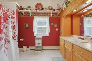 650 Crane Ave S, Taunton, MA 02780 - Photo 21