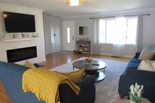 6 Loring Hills Ave, Salem, MA 01970 - Photo 3