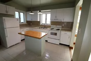 9 Friend St, Gloucester, MA 01930 - Photo 3