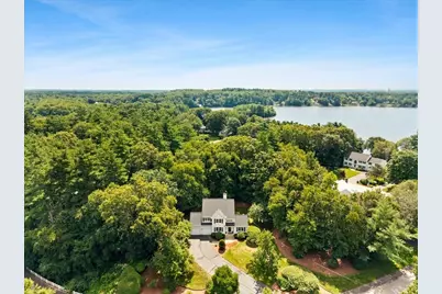 100 W Lake Dr, Taunton, MA 02780 - Photo 5