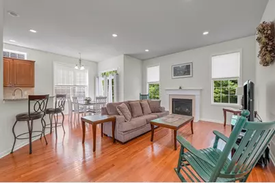 106 Sherwood Dr Methuen Ma 01844, Methuen, MA 01844 - Photo 9