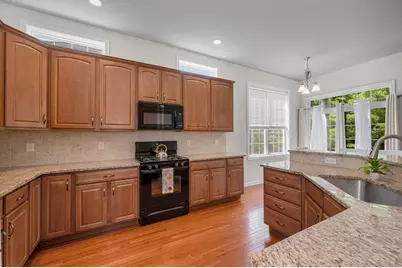 106 Sherwood Dr Methuen Ma 01844, Methuen, MA 01844 - Photo 5