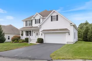 17 Stone Castle Dr, Methuen, MA 01844 - Photo 3
