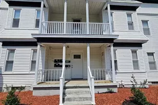 79 Thomas St, Fall River, MA 02723 - Photo 3