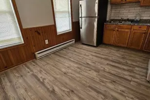 79 Thomas St, Fall River, MA 02723 - Photo 3
