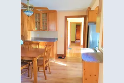8 Jackson #2, Beverly, MA 01915 - Photo 3