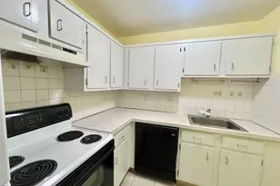 100 Grandview Ave, Quincy, MA 02170 - Photo 7