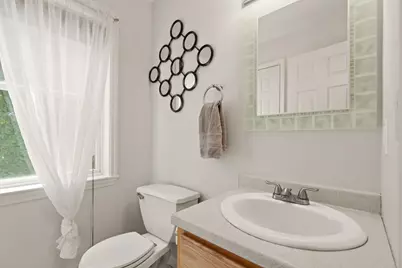 5 Princeton St #5, Worcester, MA 01610 - Photo 7