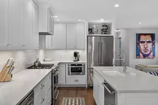 32 Bradford St, Provincetown, MA 02657 - Photo 9