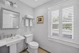 32 Bradford St, Provincetown, MA 02657 - Photo 15