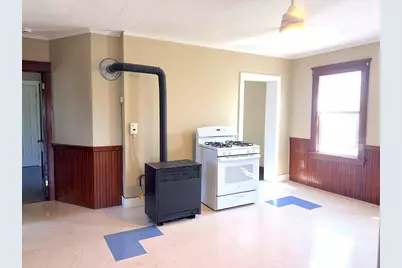 10 Eddy St, Webster, MA 01570 - Photo 19