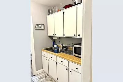 10 Eddy St, Webster, MA 01570 - Photo 11