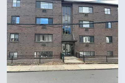 39 Linden St #12, Boston, MA 02135 - Photo 1