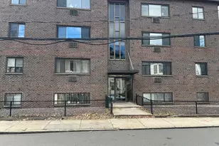39 Linden St, Boston, MA 02135 - Photo 1