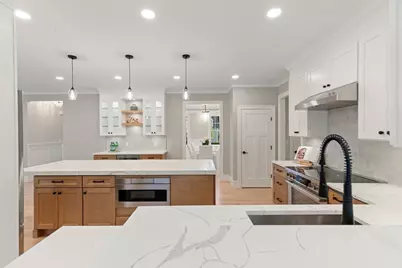 Six Lane Avenue, Bedford, MA 01730 - Photo 9