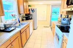 346 Old Connecticut Path, Framingham, MA 01701 - Photo 9