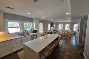 810 E 3rd St, Boston, MA 02127 - Photo 1