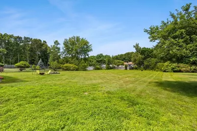 34 Stanley St, Attleboro, MA 02703 - Photo 31