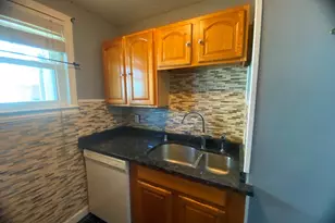 81 Pilgrim Ave, Worcester, MA 01604 - Photo 3